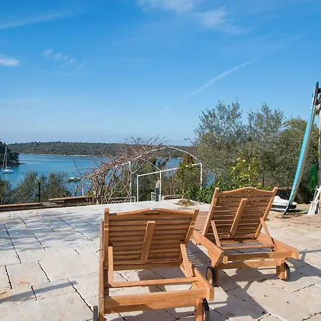 La Casa Ingrid - Couple's Paradise Guest house Banjole
